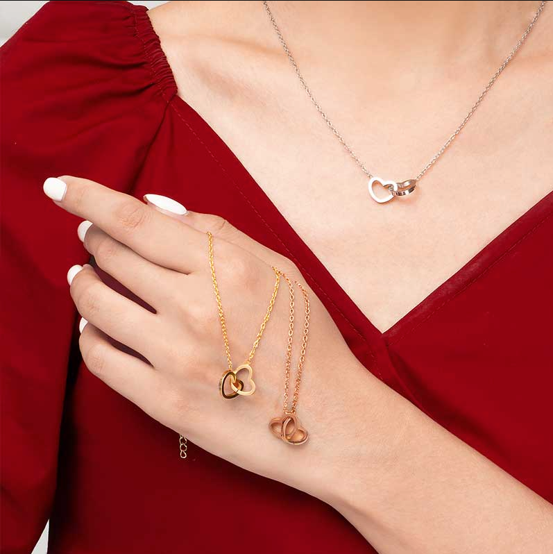 Coffret Rose éternelle avec Collier Cœurs