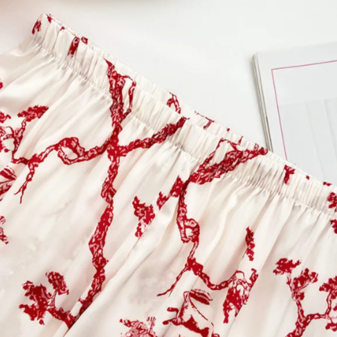 Pyjama en satin élégant à imprimé japonais