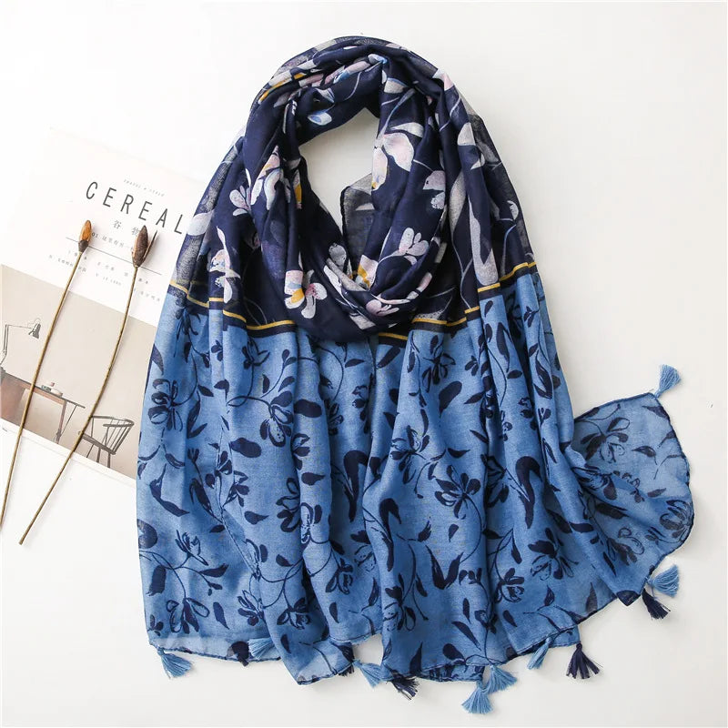 Foulard Printanier en Viscose à imprimé et pompoms