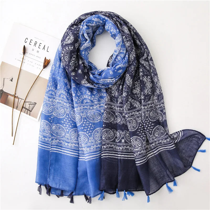 Foulard Printanier en Viscose à imprimé et pompoms