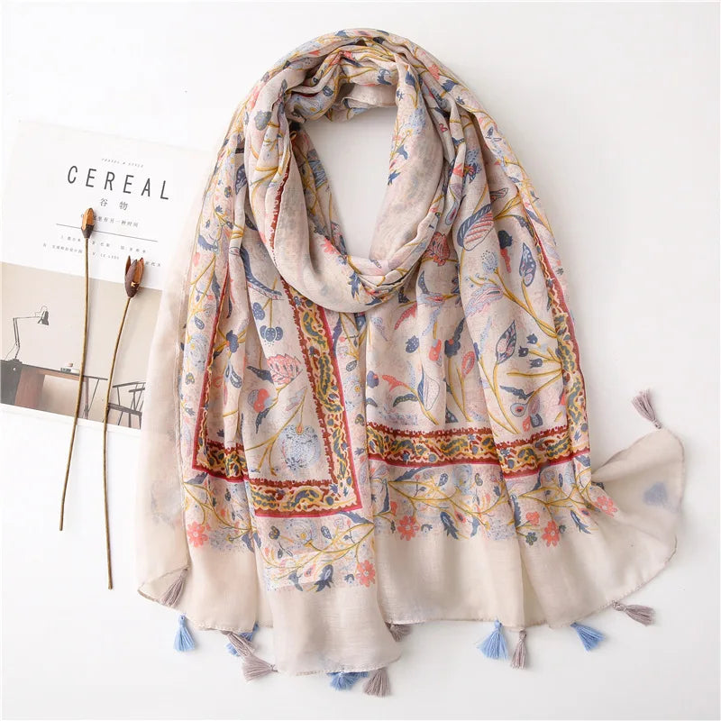 Foulard Printanier en Viscose à imprimé et pompoms