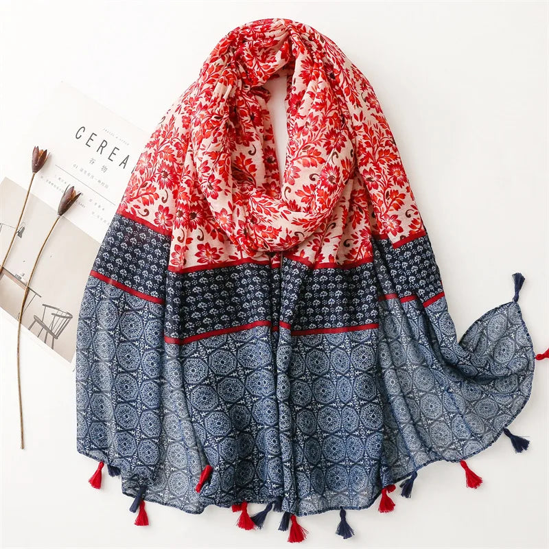 Foulard Printanier en Viscose à imprimé et pompoms