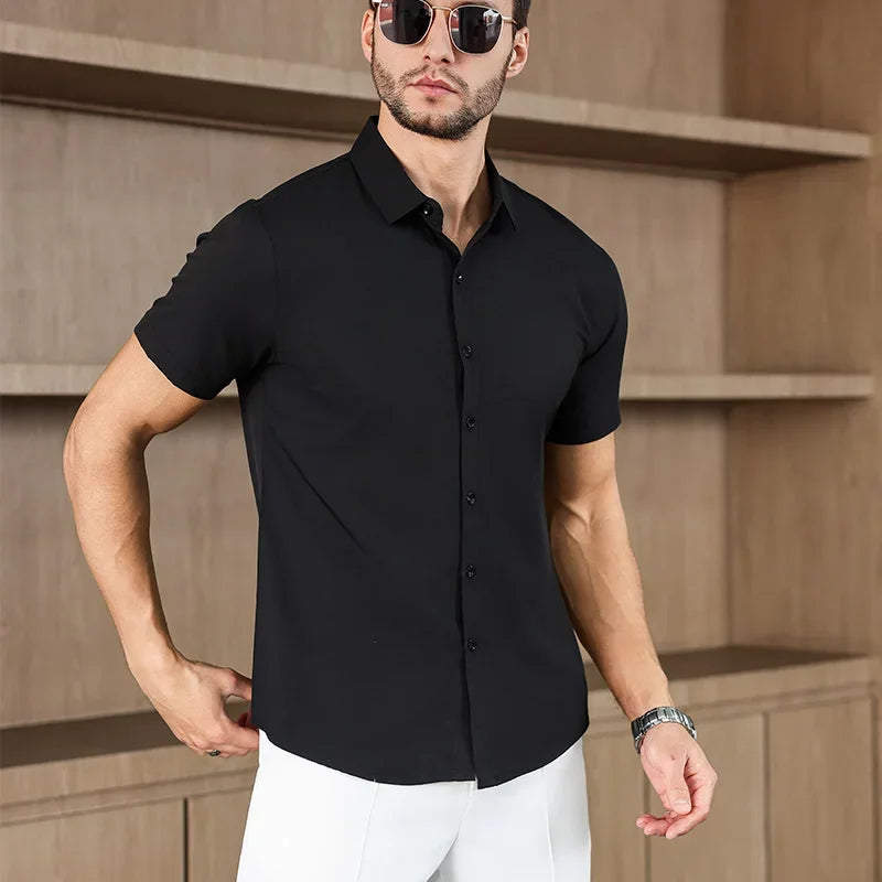 Chemise Unie Coupe Moderne pour l’Été – Homme