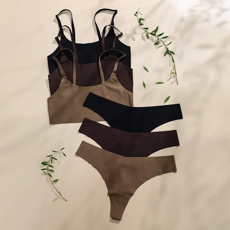 Ensemble bralette et culotte en soie glacée invisible