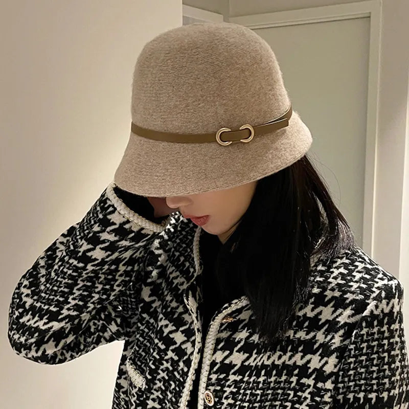Chapeau en Laine Élégant - Sangle avec Boucle
