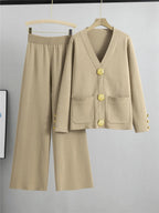 Ensemble Tricot Femme Élégant à Boutons Dorés