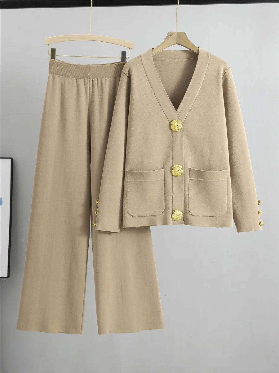Ensemble Tricot Femme Élégant à Boutons Dorés