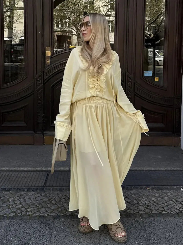 Ensemble Élégant Blouse à Volant & Jupe Longue Jaune