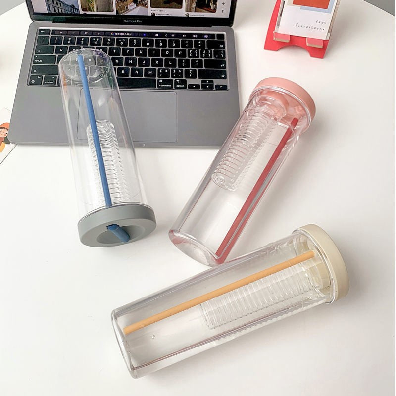 Gourde avec infuseur de fruits - Paille intégrée