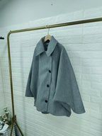 Manteau Classique Court à Grandes Poches Femme