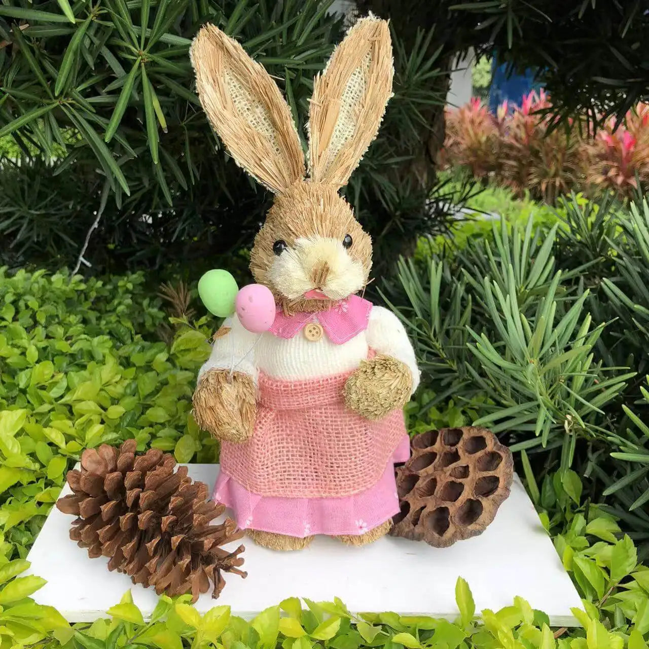 Lapin de Pâques Décoratif en Paille Tissé 35CM