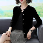 Cardigan élégant et chic avec boutons de perle
