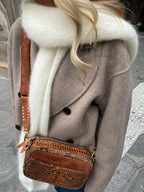 Manteau court élégant en laine