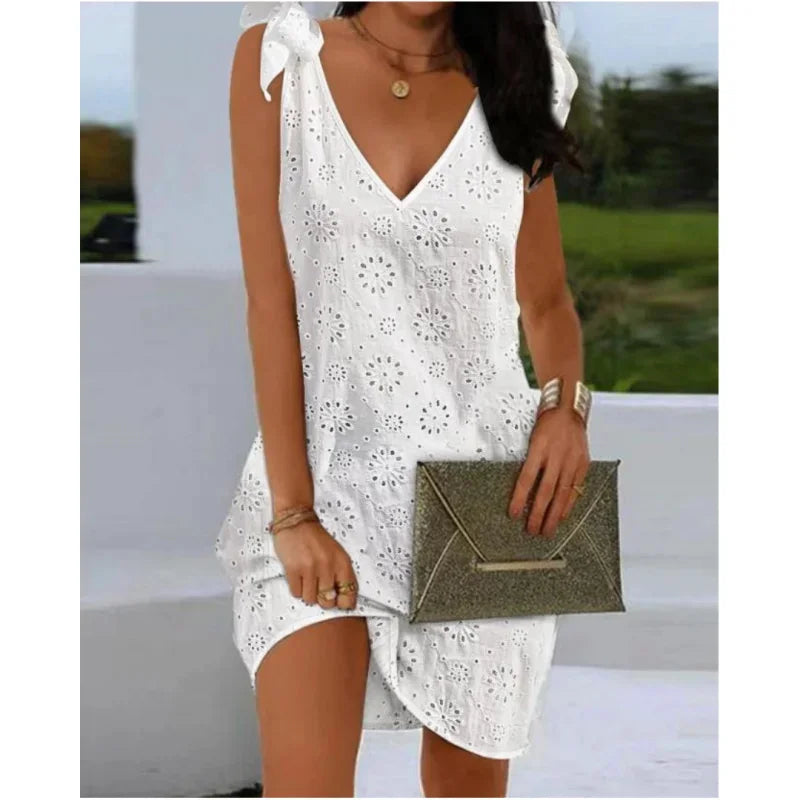 Robe Blanche d'Été Ajourée avec Noeuds sur Épaules