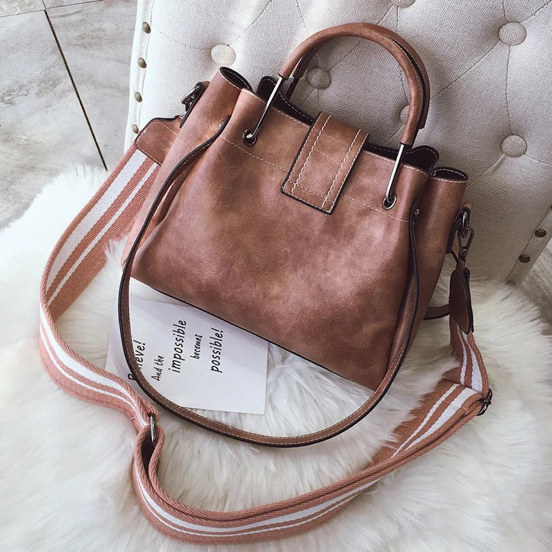 Sac Vintage Féminin - Design Large Boucle