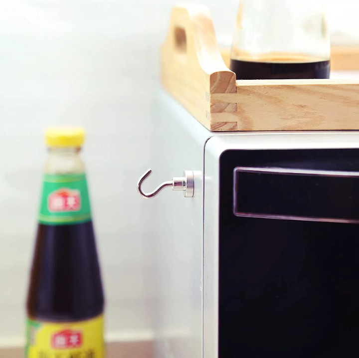 5x crochets magnétiques pratiques