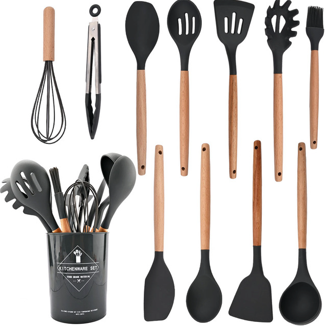 Ensemble complet d'ustensiles de cuisine en silicone