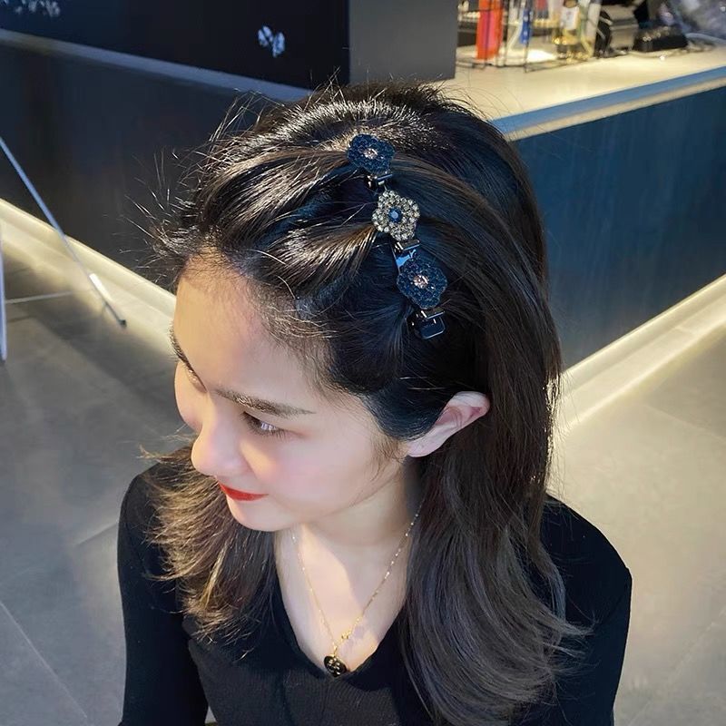 Barrette à trois fleurs pinces
