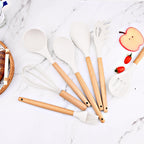 Ensemble complet d'ustensiles de cuisine en silicone