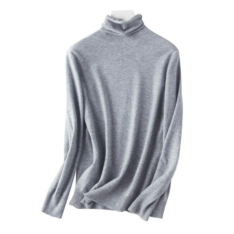 Cuello alto fino y atemporal