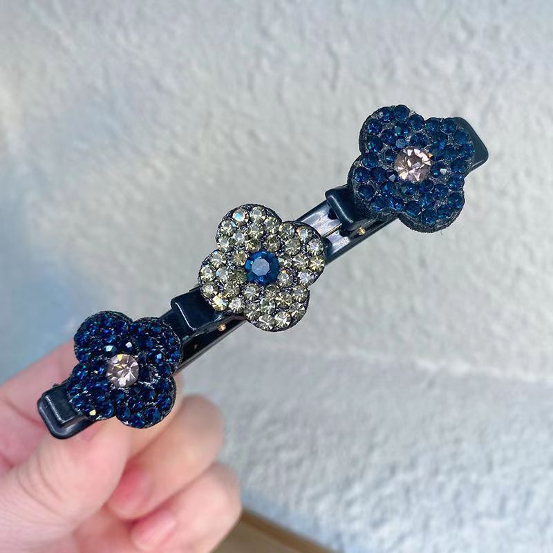 Pasador con tres flores de pinza