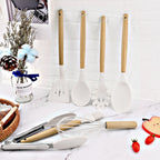 Ensemble complet d'ustensiles de cuisine en silicone